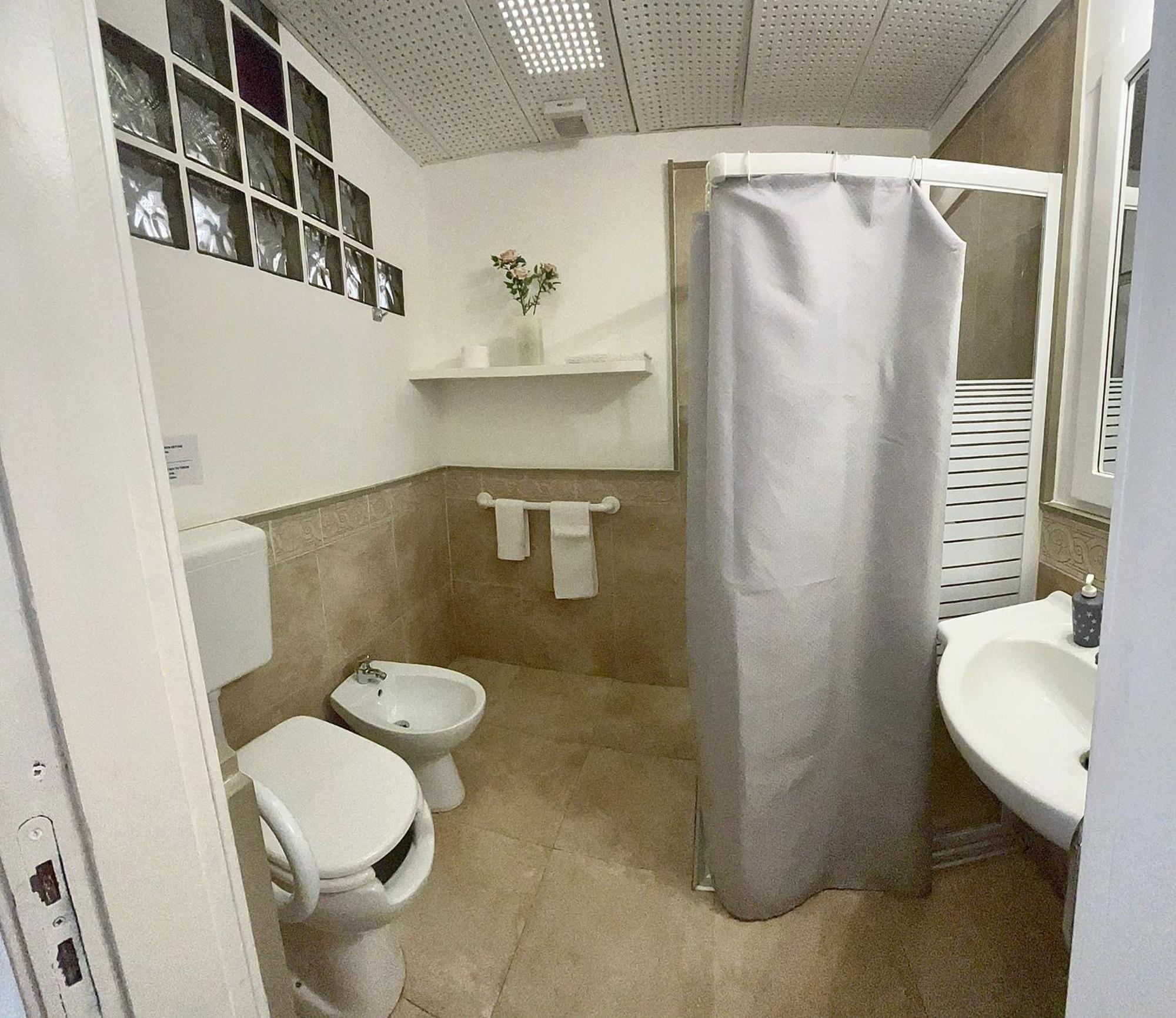 Giulio Cesare 14, Residence Палермо Номер фото